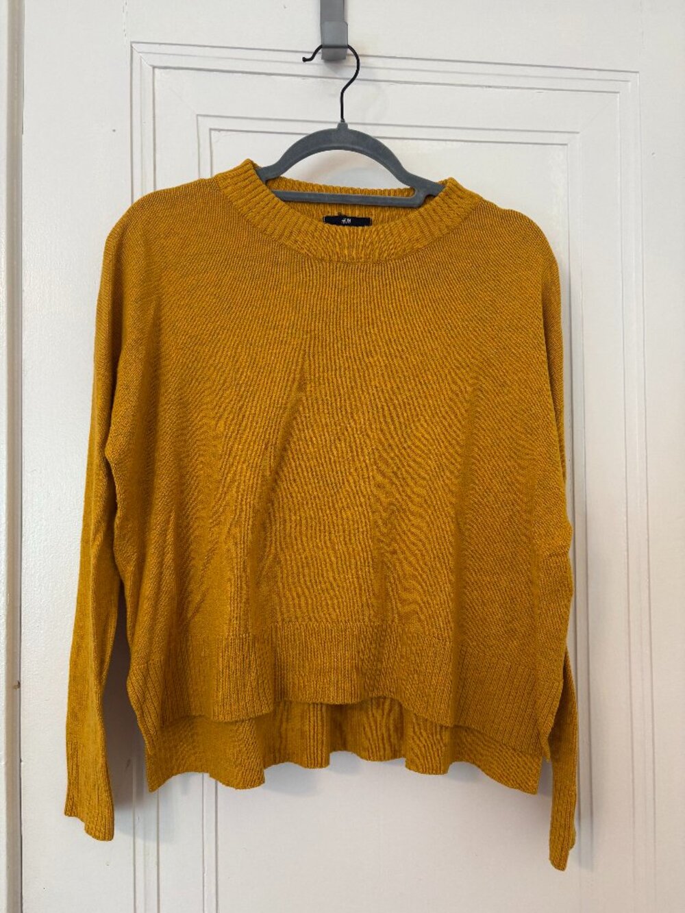 H&M Women's Yellow Sweater size Small